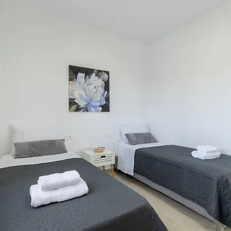 Blini By Posarellivillas Villa Pláka